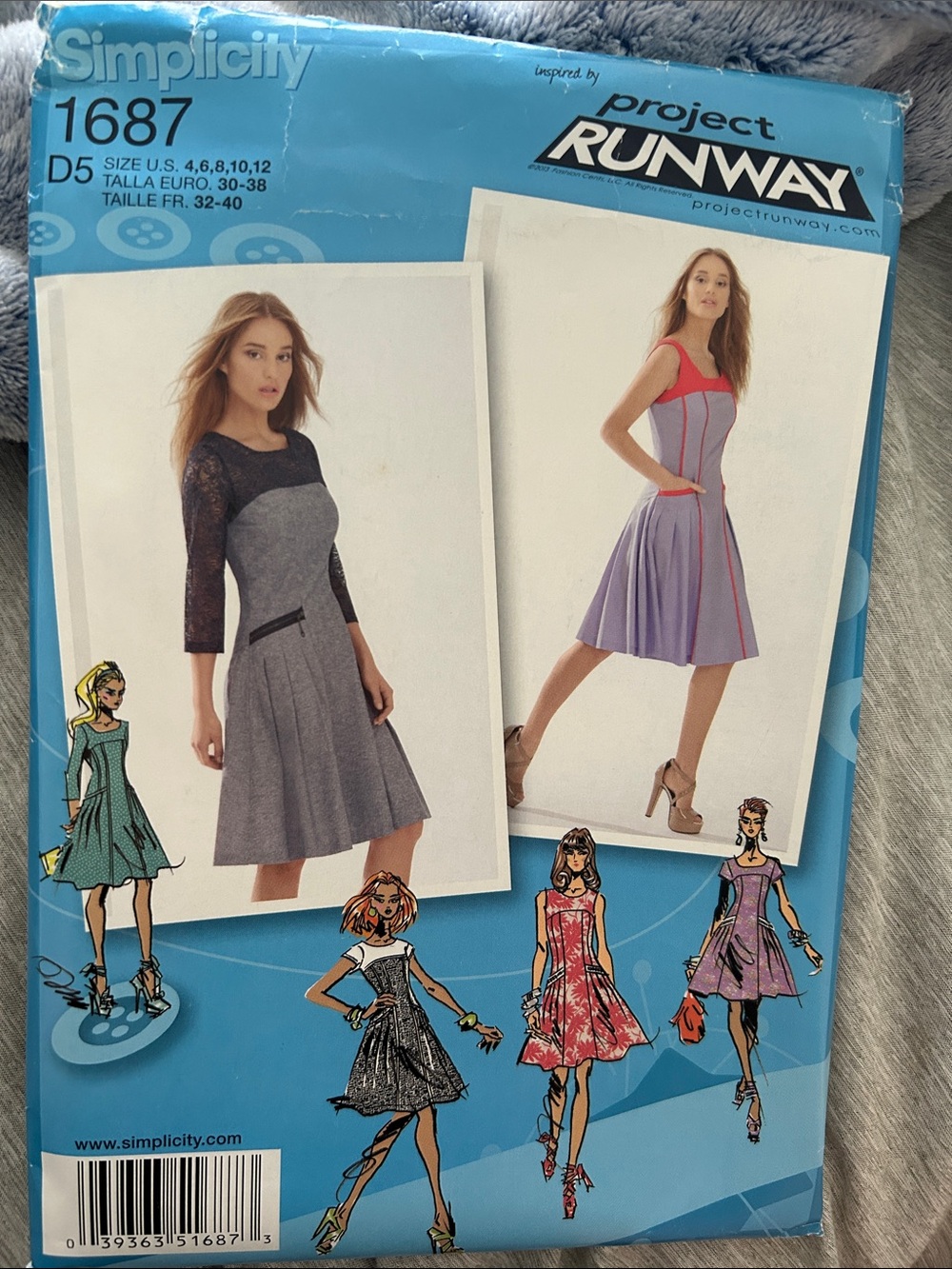 12 sewing patterns - Picture 3 of 13